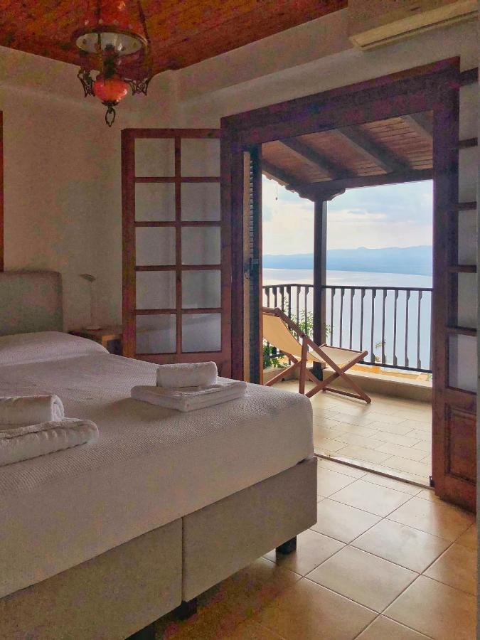 Gaia Guest House 卡拉马塔 外观 照片